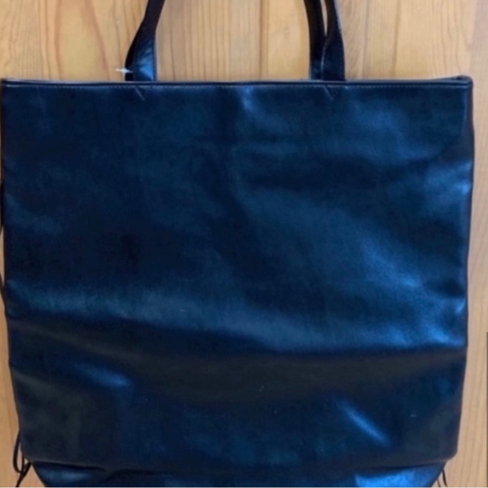 Victoria’s Secret Black Fringe Tote Bag NWT!! - Picture 4 of 7